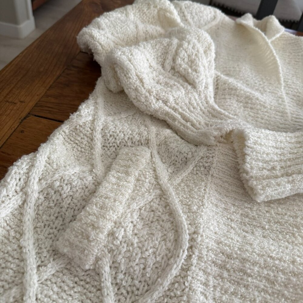 Sideffects Below The Knee Length Big Sleeved Fron… - image 4